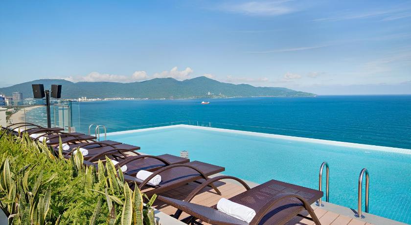 Phòng 4 Người Nhìn Ra Biển (Quadruple Room with Sea View)