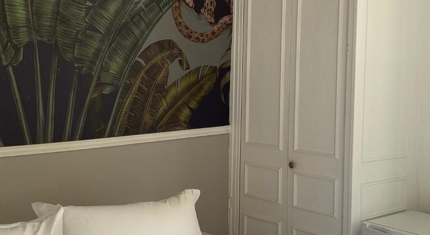 Image of Double Room 9
