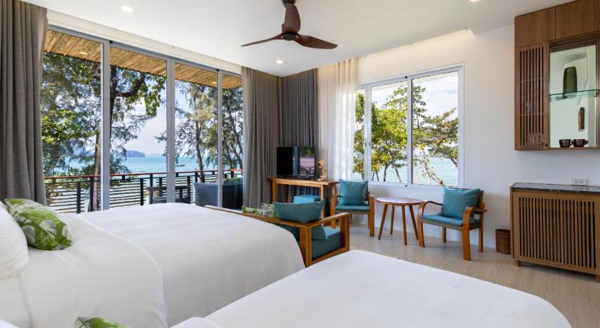 รูปของห้องพักสำหรับสามท่านมีวิวทะเล (Triple Room with Sea View) 0