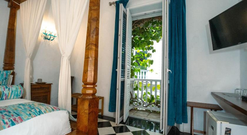 Image of Superior Suite 4