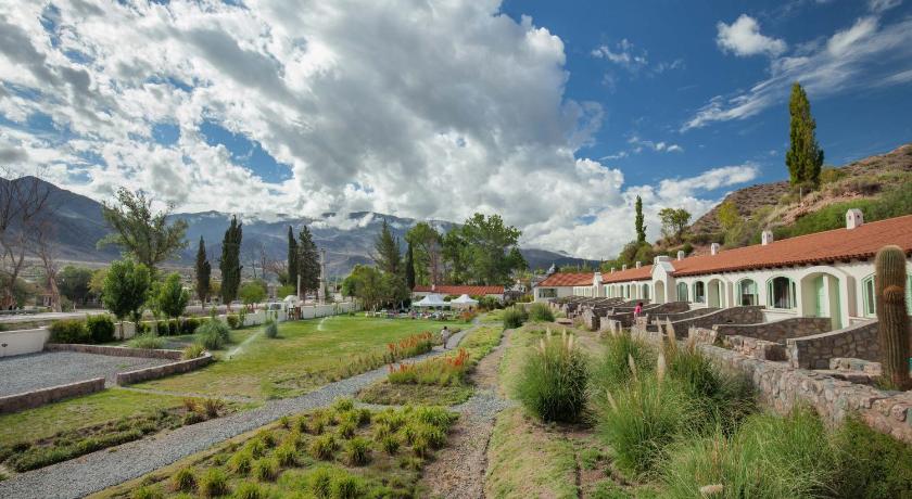 Hotel Huacalera