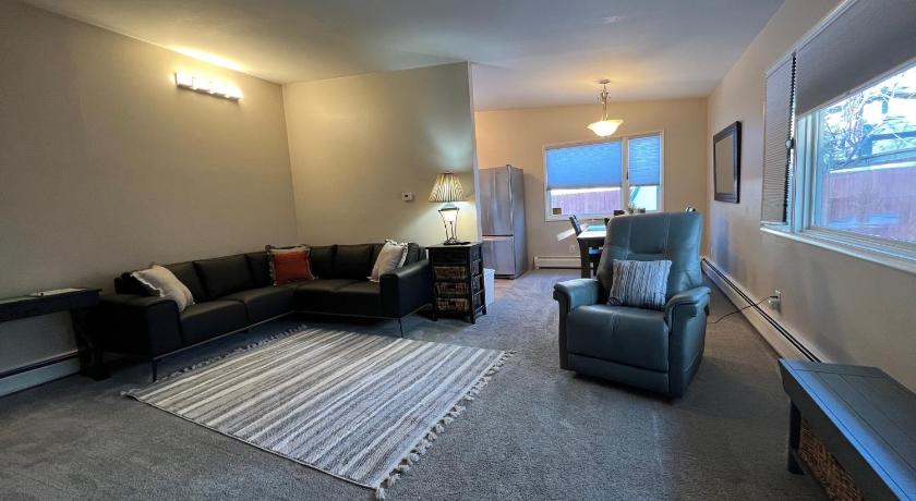 Downtown Coastal Trail 2 BDR 1 BTH Sleeps 2-6