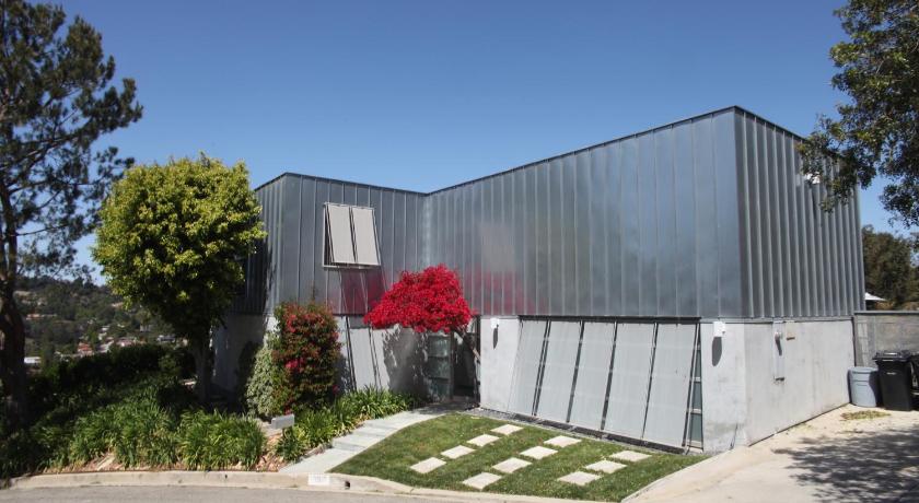 Silver Box Beverly Hills — Hotel in Los Angeles (CA)