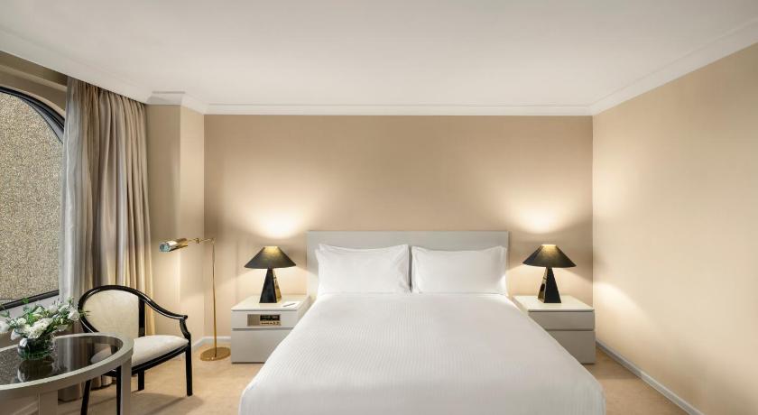 Image of Presidential King Suite 7