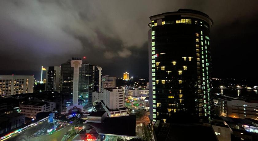 Image of Two-Bedroom Apartment with City View 8