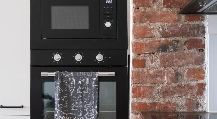 Renovated Top Floor Studio in Kallio