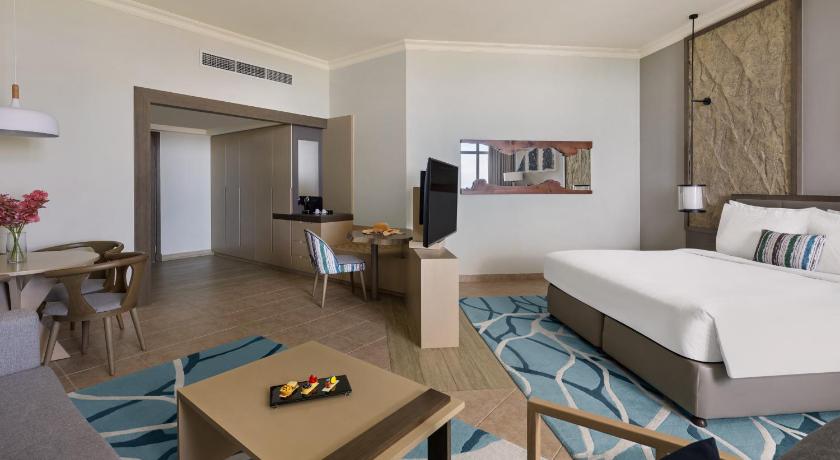 Image of Ocean View Suite with Balcony 9