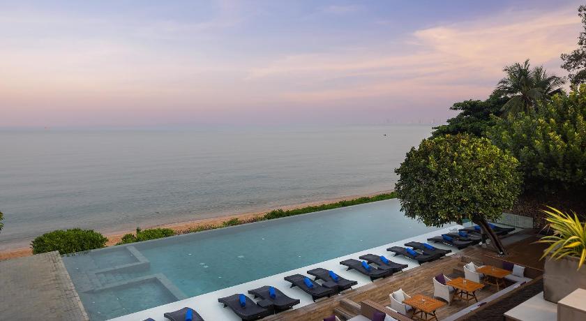 芭堤雅 U Pattaya Hotel 4星级 酒店 泳池