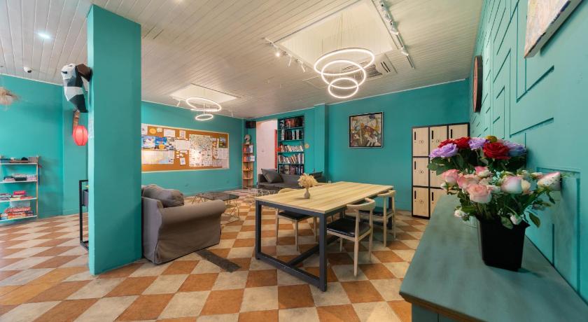 Chengdu Nova Traveller Lodge – Chengdu, IL