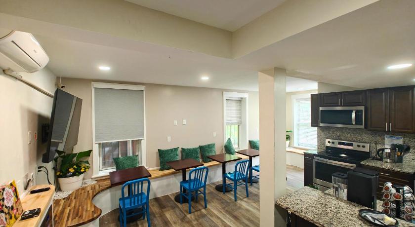 Washington D.C. I Street Capsule Hostel Accommodation exterior