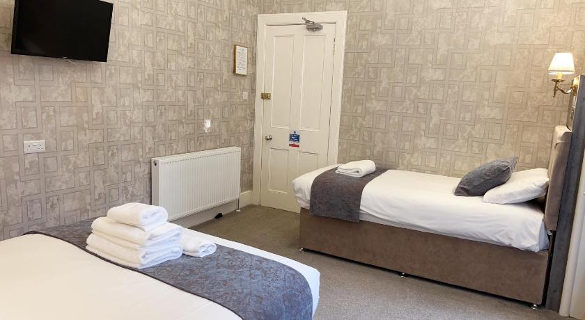 Image of Family Room 4