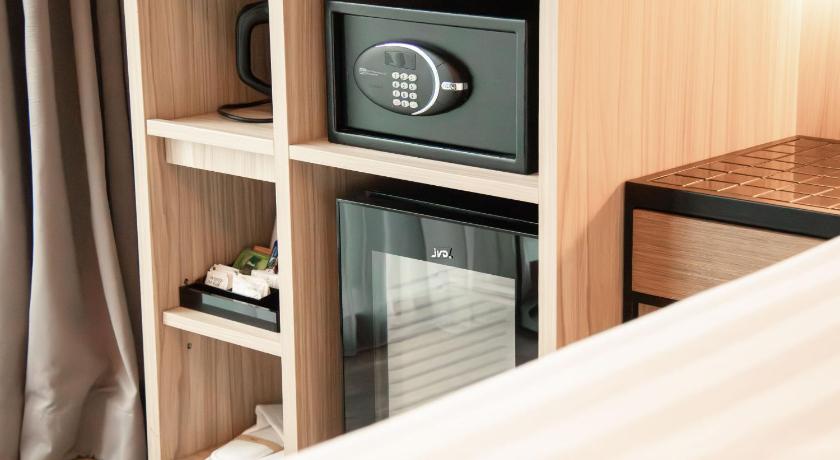 Image of Superior Double Bed 14