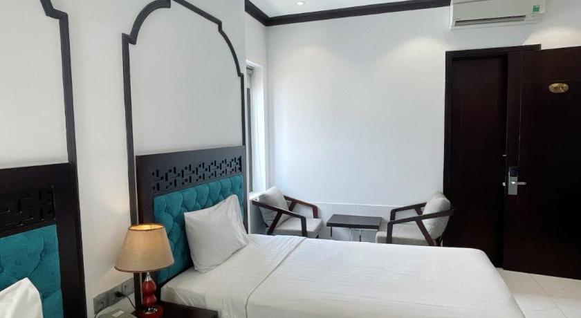 Da Nang RHM Asian Beach Hotel 4-Star Hotel pool