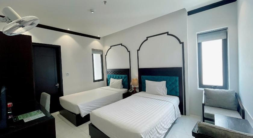 Da Nang RHM Asian Beach Hotel 4-Star Hotel exterior
