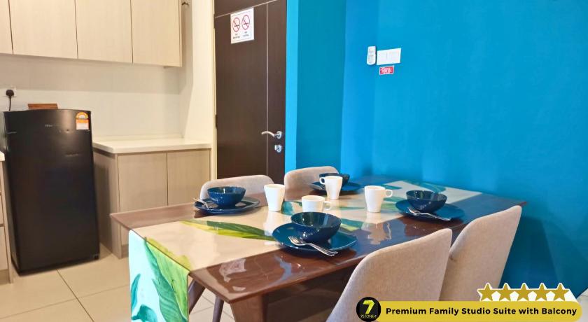 Image of Premium Family Studio Suite with Balcony 14