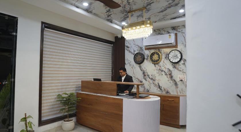 Hotel Chandigarh Heights - image 5