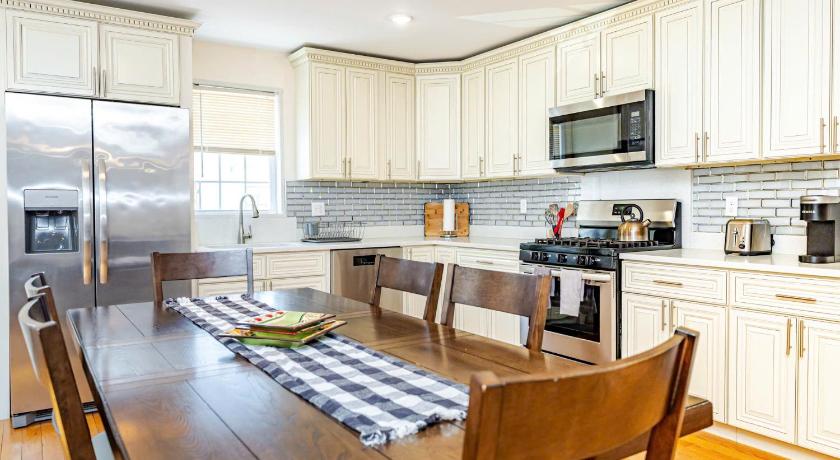 クインシー (MA) 37 - 3BR Quincy - Cozy Townhouse near Adams Park 4つ星 宿泊施設 施設