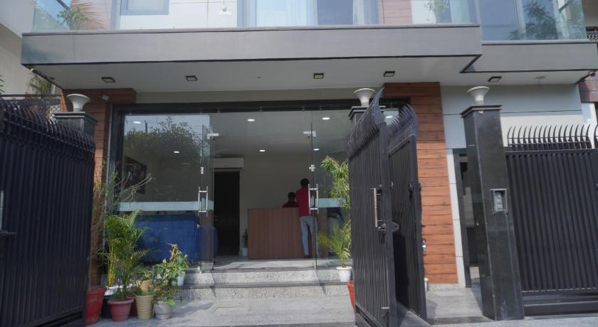Staybia Hotel Noida Sector 27 & Service Apartment - image 14