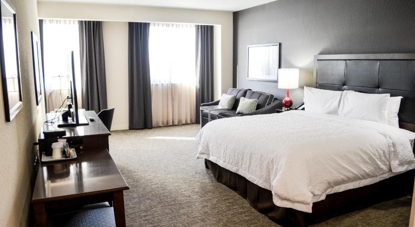 Hampton Inn & Suites Richmond - Downtown photo