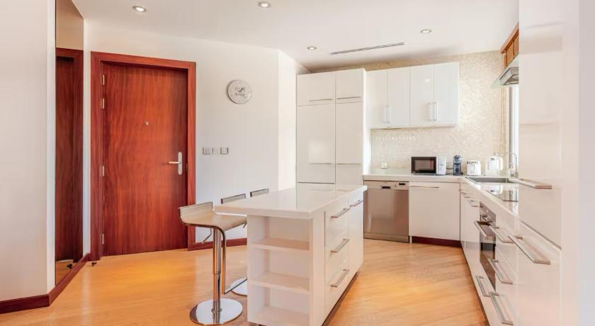 Luxuriously private seafront bangtao beach - image 16
