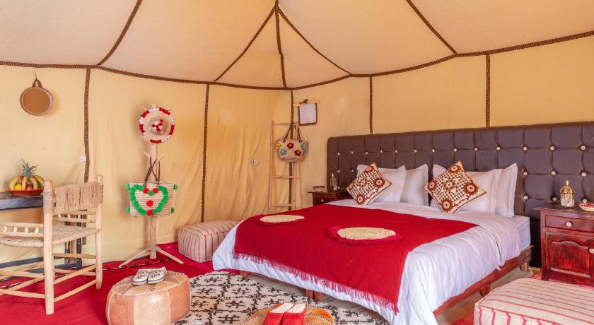 Sanmao Desert Luxury Camp