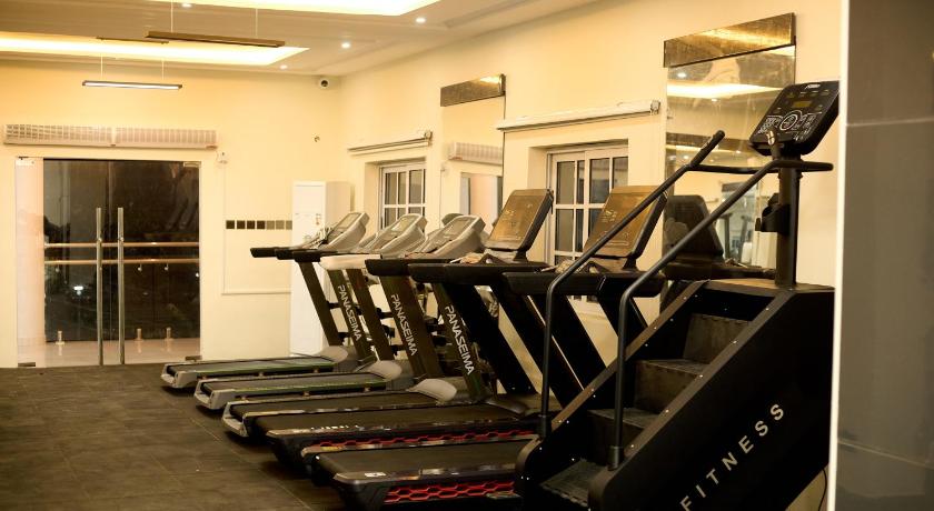 코포리두아 Abram Hills Hotel Ltd 호텔 레스토랑