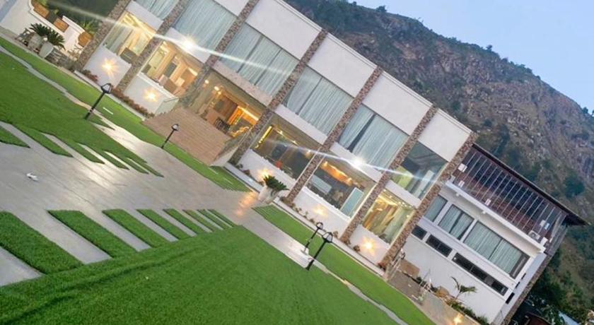 코포리두아 Abram Hills Hotel Ltd 호텔 외관