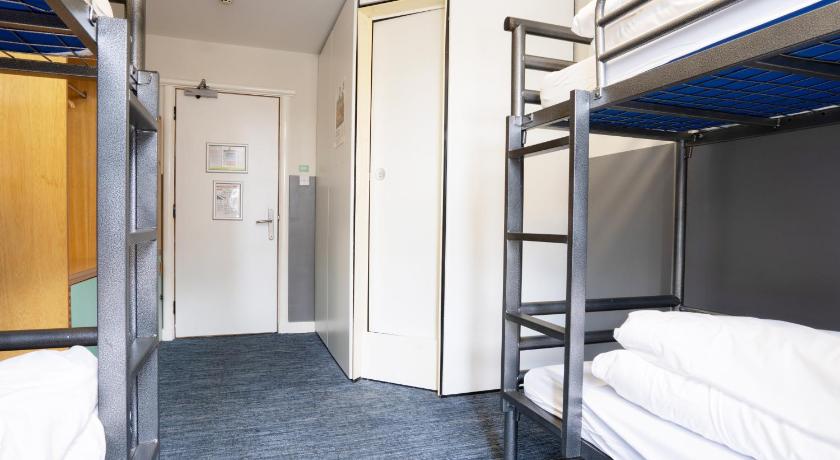 Image of 4 Bedroom 15