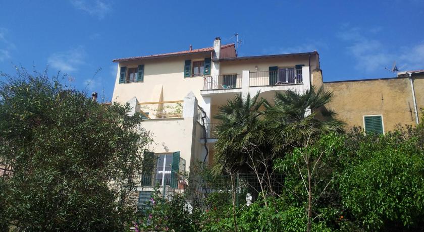 Il Poggio di Poiolo — Hotel in Imperia