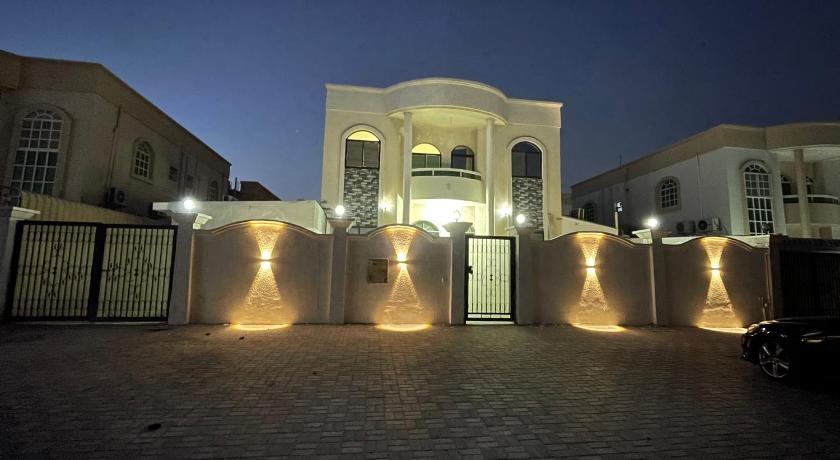 Ajman Garden Villa 2, Ajman 2-Star Guesthouse lobby