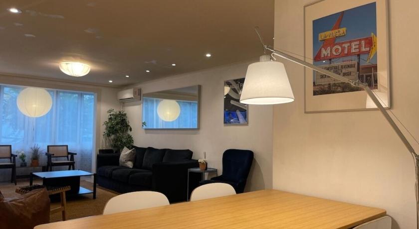 Seoul Iee Sang House Room 3, 4 queen beds #COEX #Plastic surgery #Hospital #Lotte World #Free parking #Fam 4-Star Single Room lobby