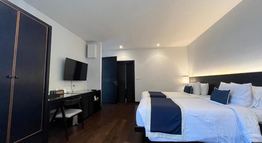 Image of Superior Room with Window 13