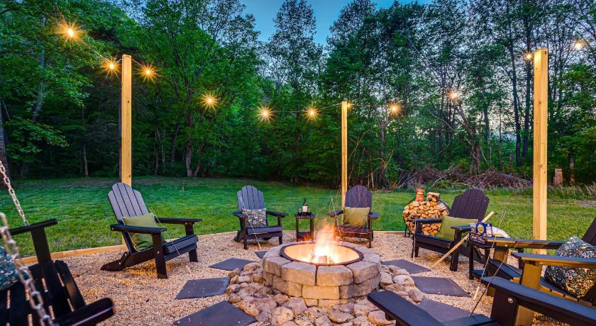 뉴포트 (VA) NEW! Shenandoah family & dog friendly cabin - 5 min walk river with private river access, BBQ, playg 4성급 숙소 로비