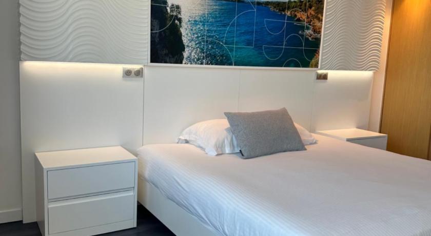 Image of Single Room 5