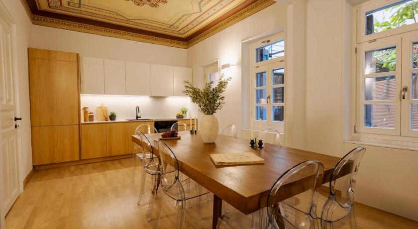 Három hálószobás ház (Three-Bedroom Townhouse) fotója 5