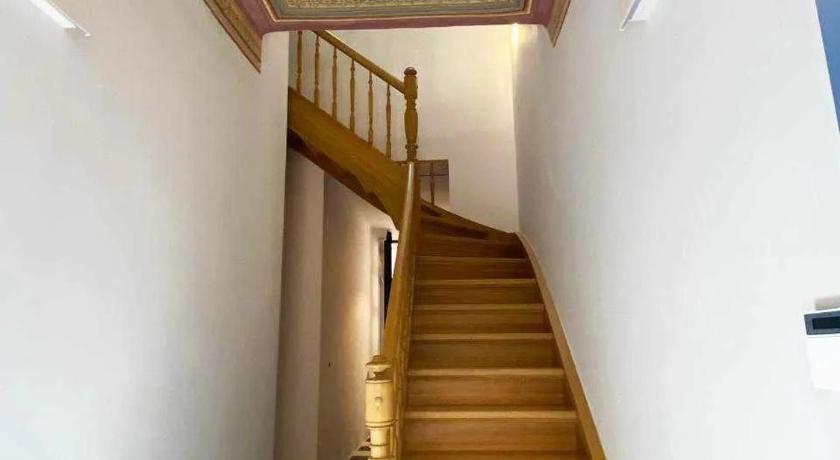 Három hálószobás ház (Three-Bedroom Townhouse) fotója 8