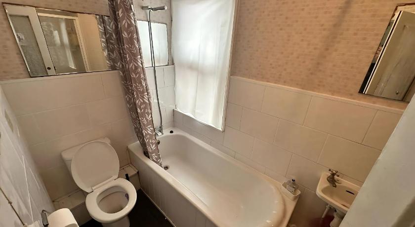 Image of Standard Single Room 2