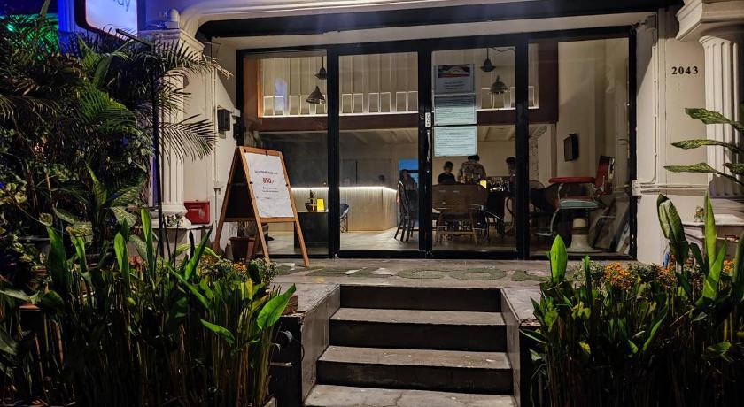 Bangkok m.stay 3-Star Hotel lobby