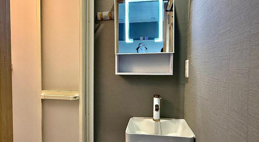 東京 32A Ikebukuro, 2 bedrooms and 1 living room, 7 mins to ST Max 4P 池袋 全新装修 两室一厅 交通中心 车站7分钟 最大4人 直达新宿 涉 4つ星 宿泊施設 外観