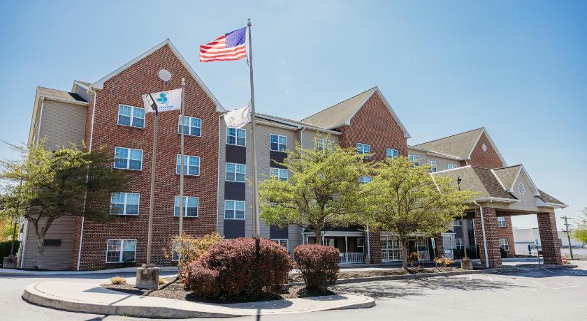 ランカスター Parkview Inn & Suites, Lancaster Amish Country, PA 3つ星 宿泊施設 スイート