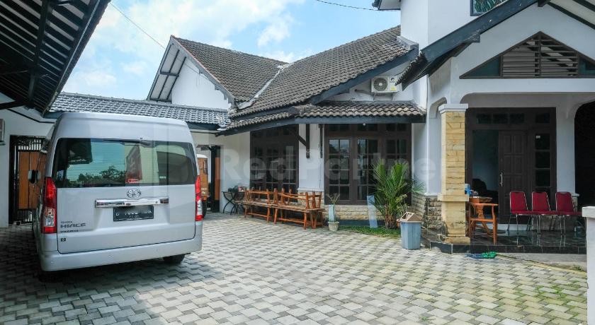 Griya Asri Guest House RedPartner – Yogyakarta, MN