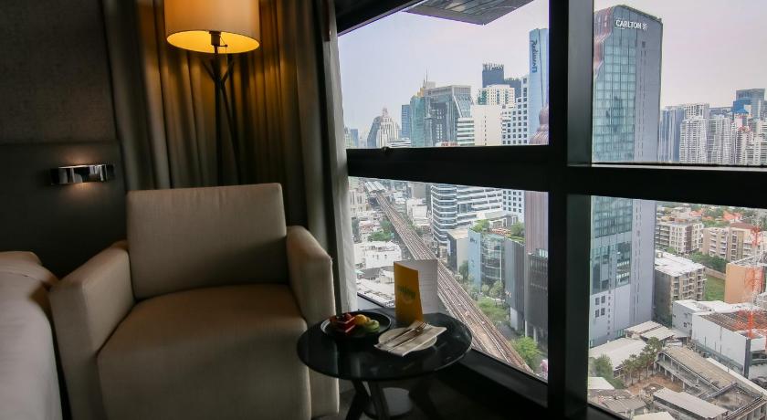 방콕 홀리데이 인 방콕 수쿰빗 바이 IHG (Holiday Inn Bangkok Sukhumvit By IHG) 4성급 호텔 레스토랑