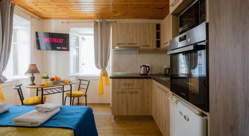 Venetian Alley Studio