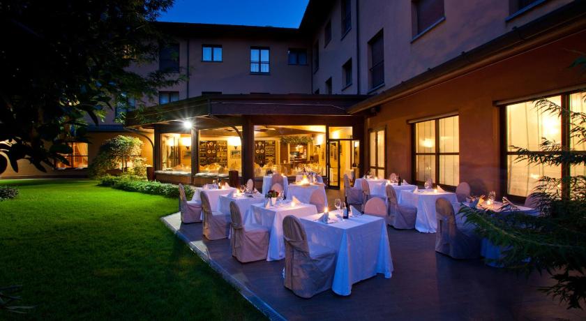 Brianteo Hotel and Restaurant photo