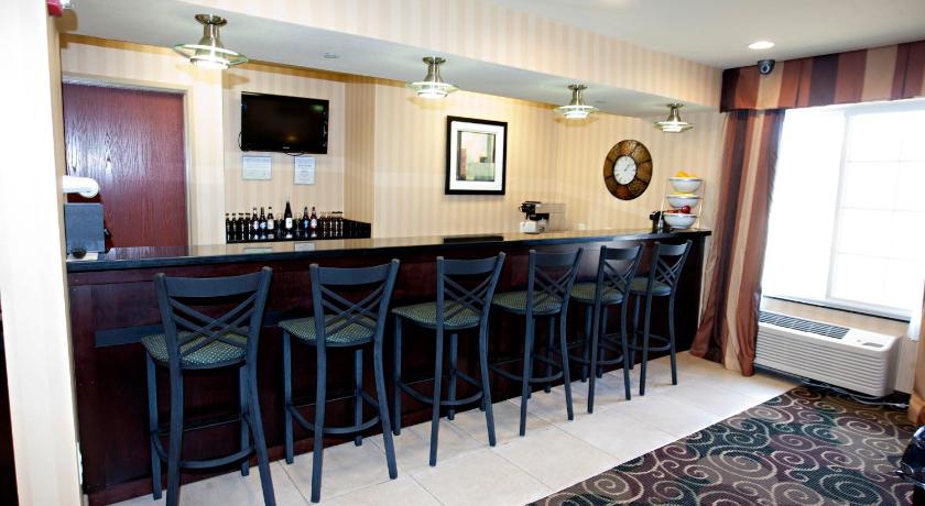 Cobblestone Inn and Suites - Langdon