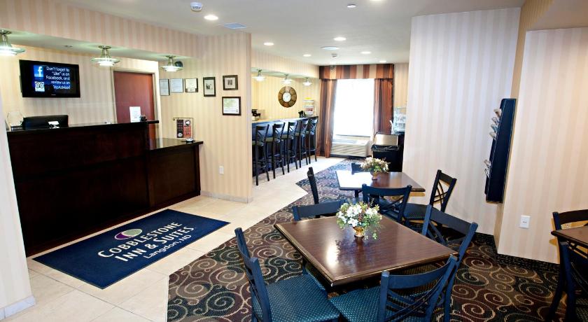 Cobblestone Inn and Suites - Langdon