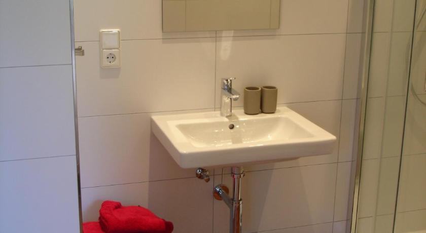 Best Price On Haus Mosella In Cochem Apartment Reviews