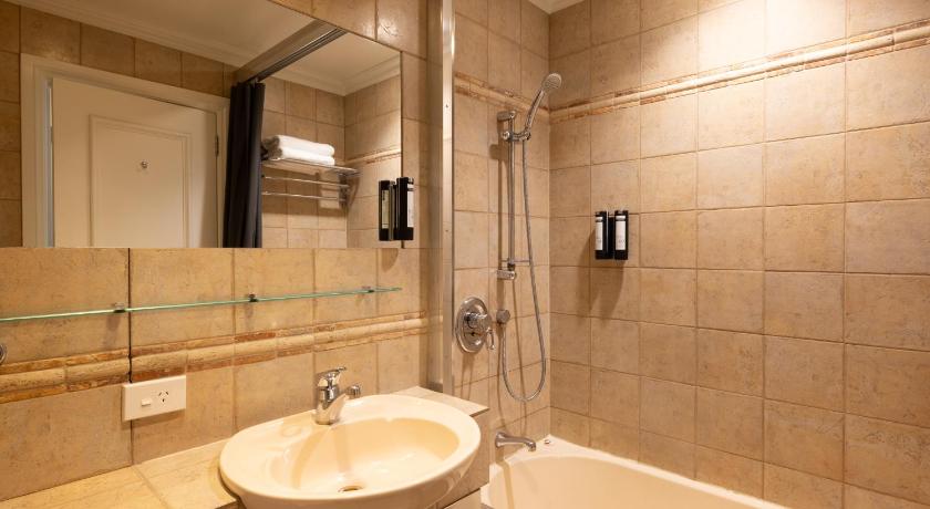 Image of One-Bedroom Apartment 16