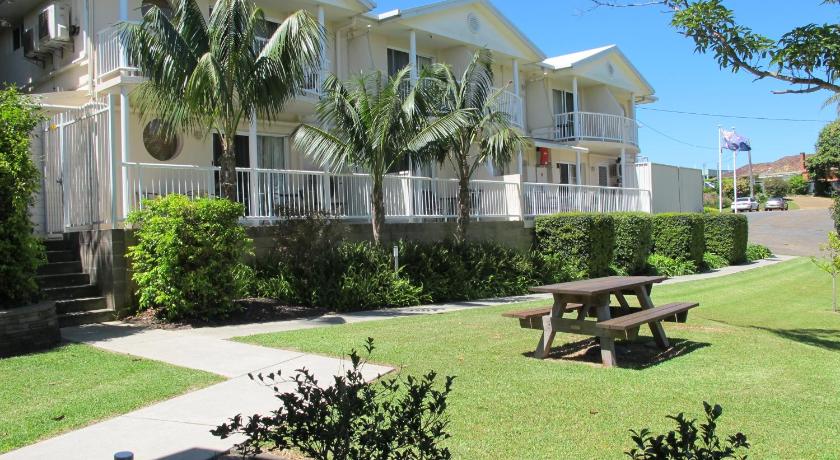 Aston Hill Motor Lodge photo