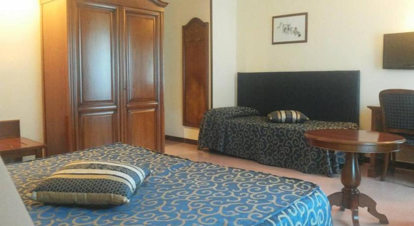 Hotel Villa Ada photo
